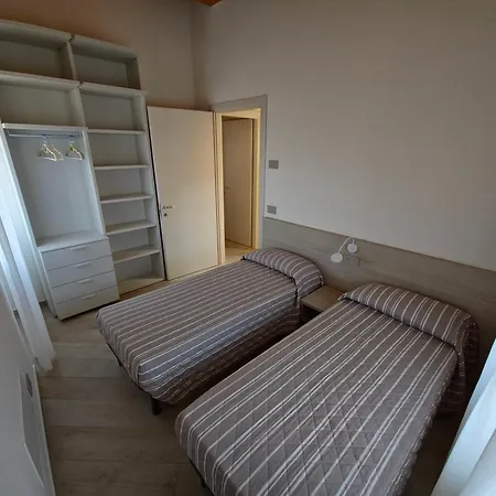 Casa Antico Borgo - 3 * ブレンゾーネ